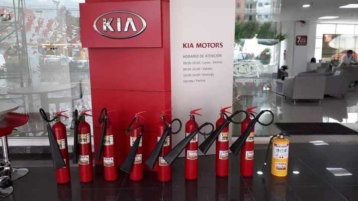 Servicio de recarga de extintores en Medellín en concesionario KIA
